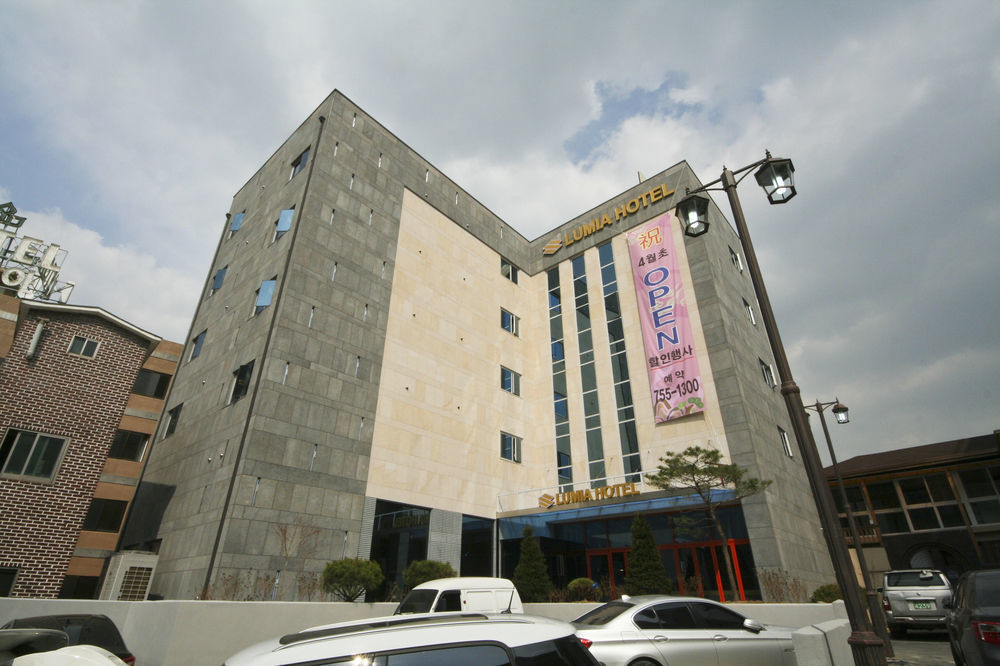 Hotel Lumia Myeongdong Seoul Exterior photo